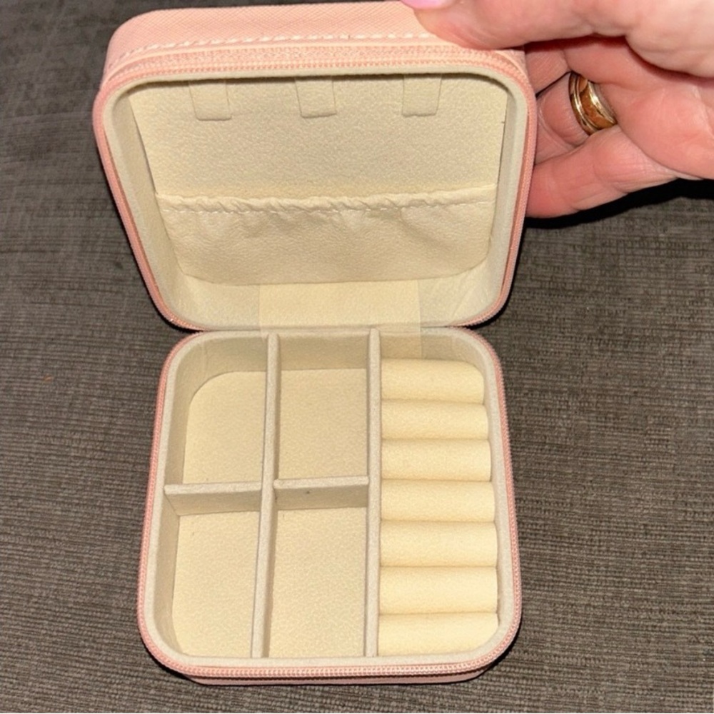 Compact Pink Travel Jewelry Organizer